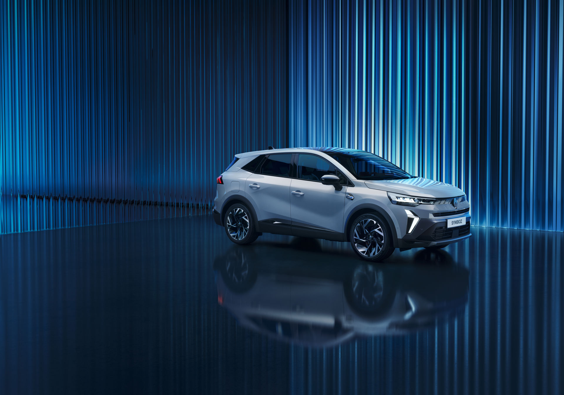 R-DAM_1560140 HERO DESKTOP.jpg