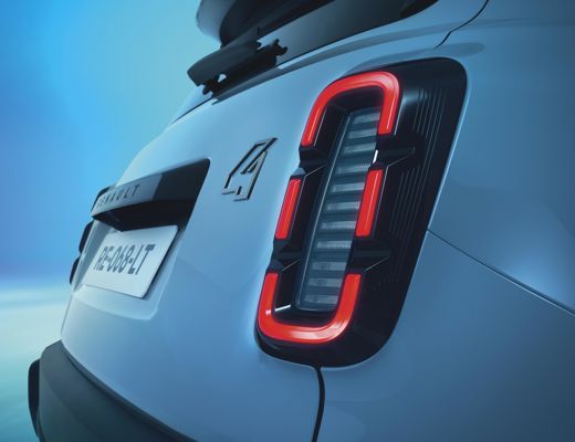 R-DAM_1606762 PROMO PANEL.jpg